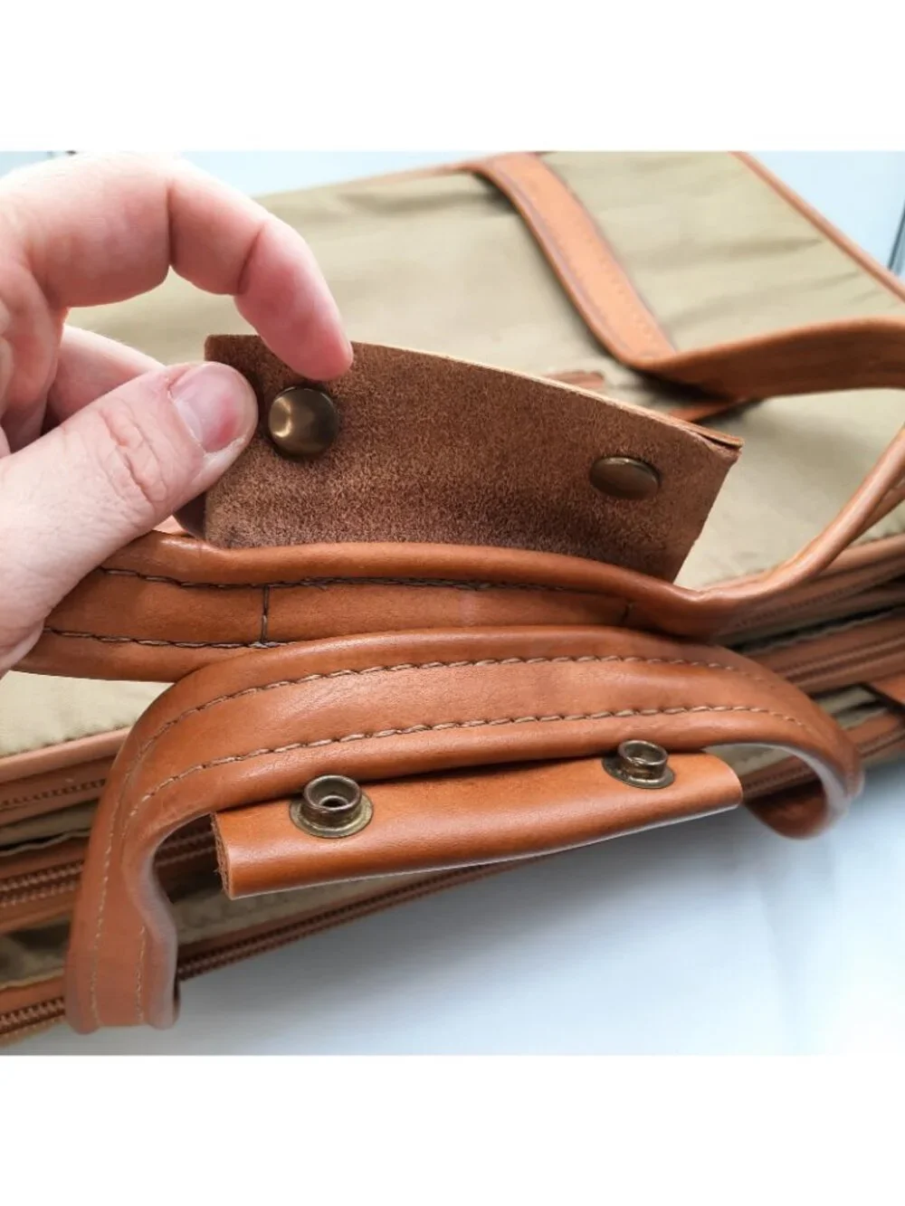 Vintage Hartmann Luggage Khaki Nylon Leather Trim Folding Zip Travel Garment Bag